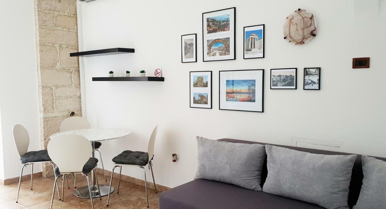 Apartman Kyra Pula Bagian luar foto